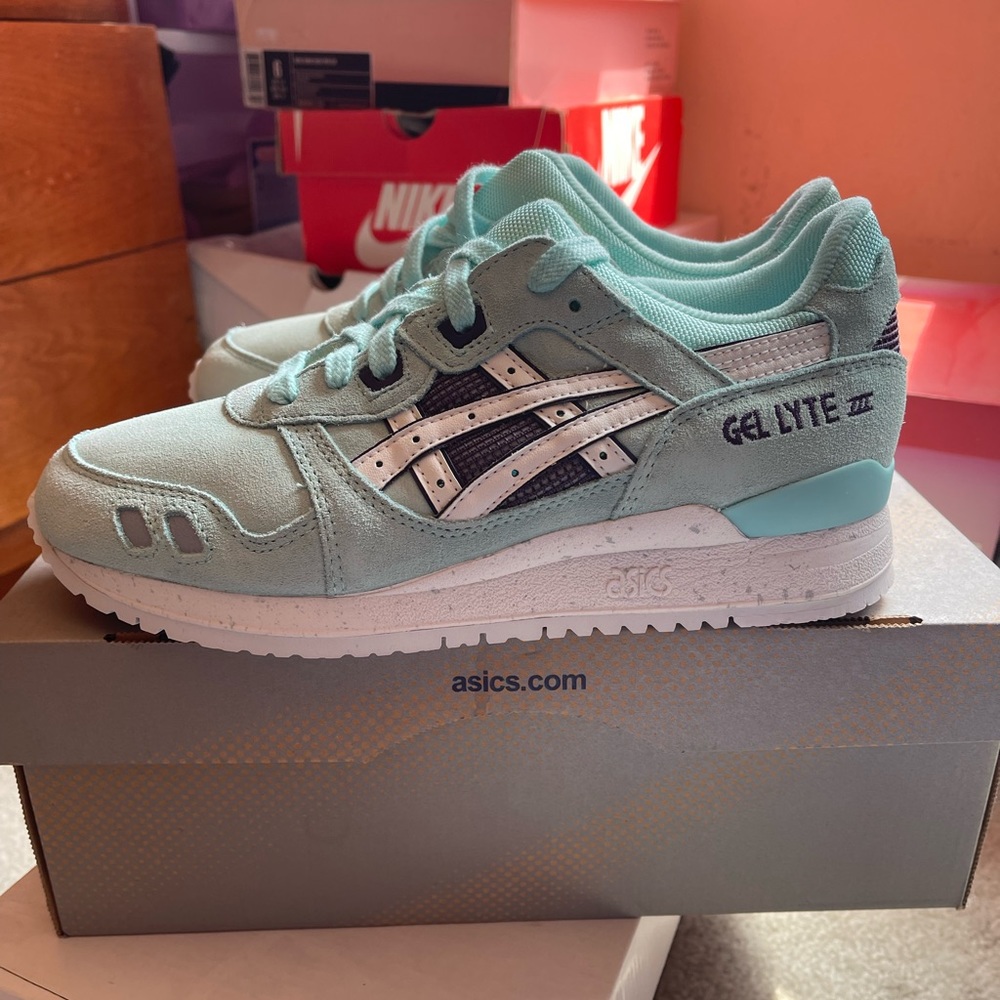 ASICS GEL LYTE III